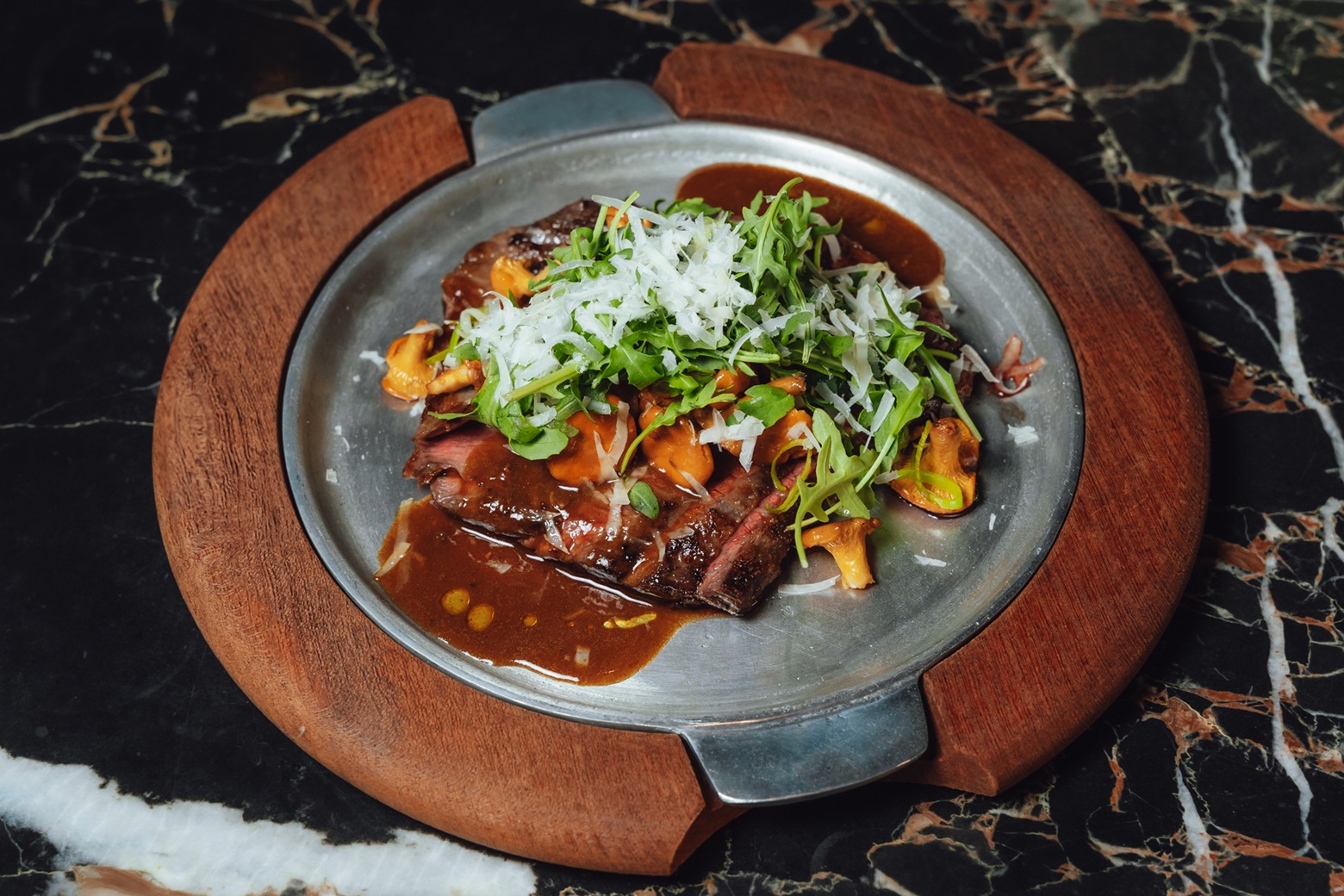 Стейк мачете с лисичками_горизонт.jpg