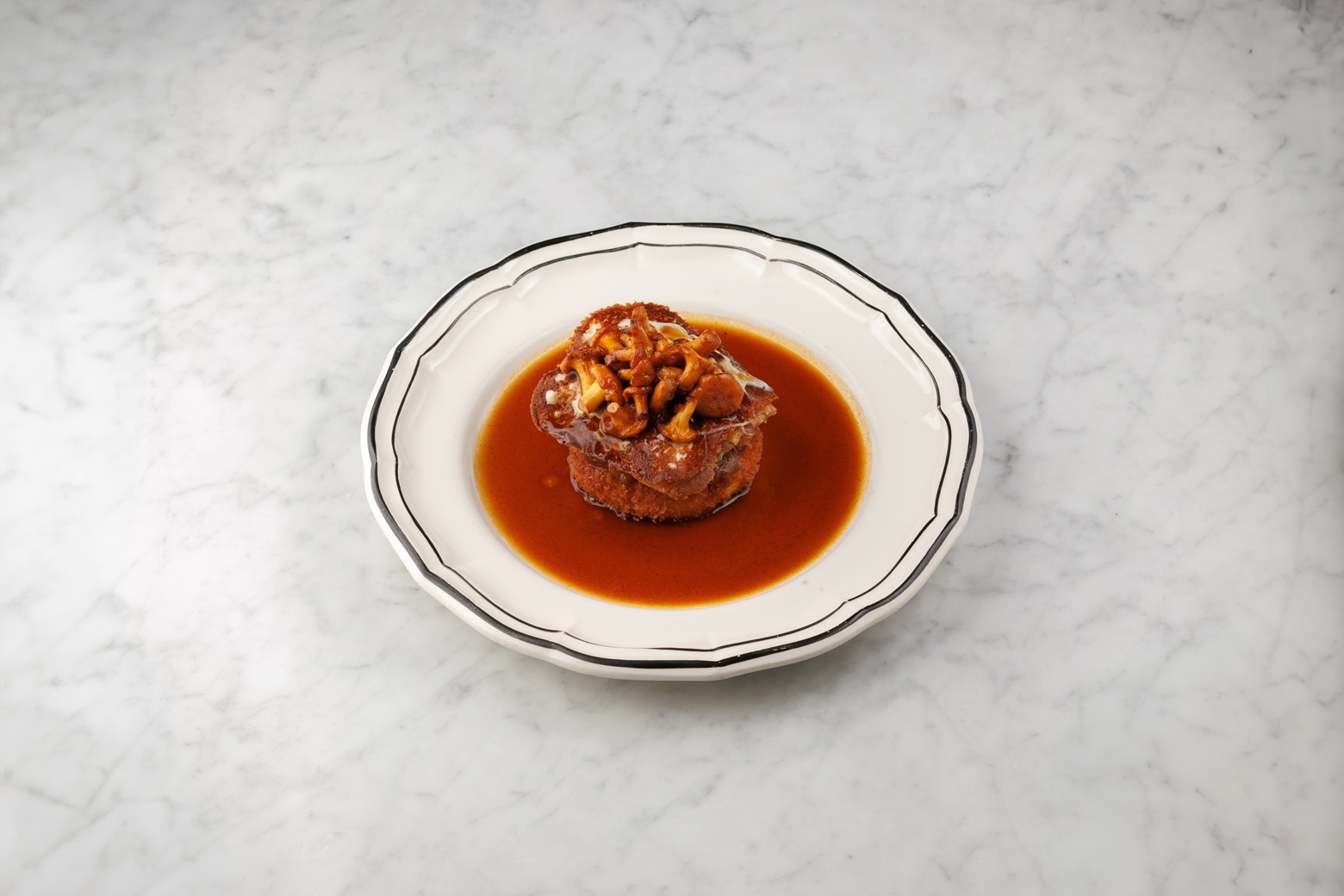 Frantsuza Bistrot бедро цыплёнка с лисичками и полентой_3.jpg