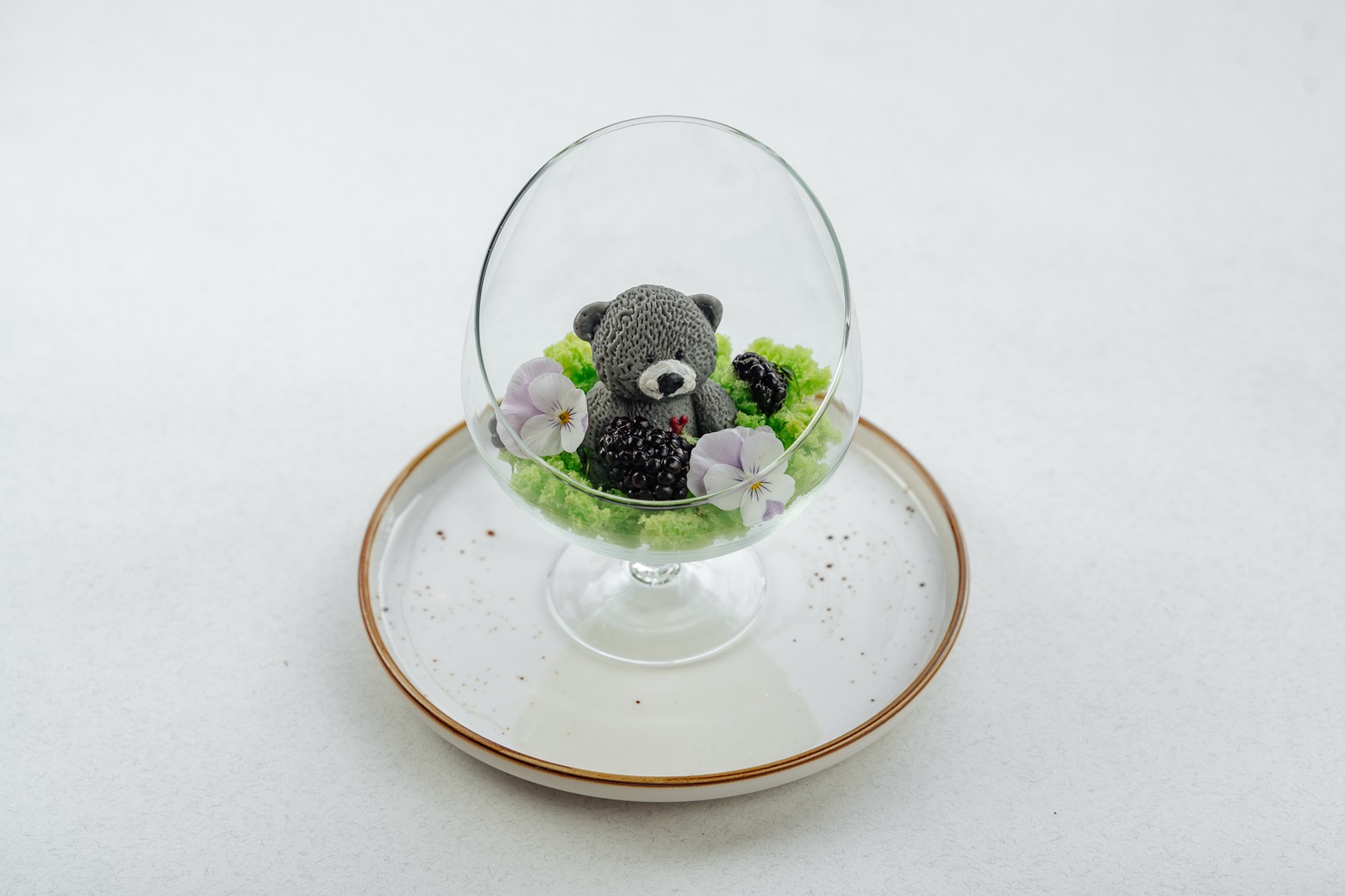 Десерт Mishka Hallmark.jpg